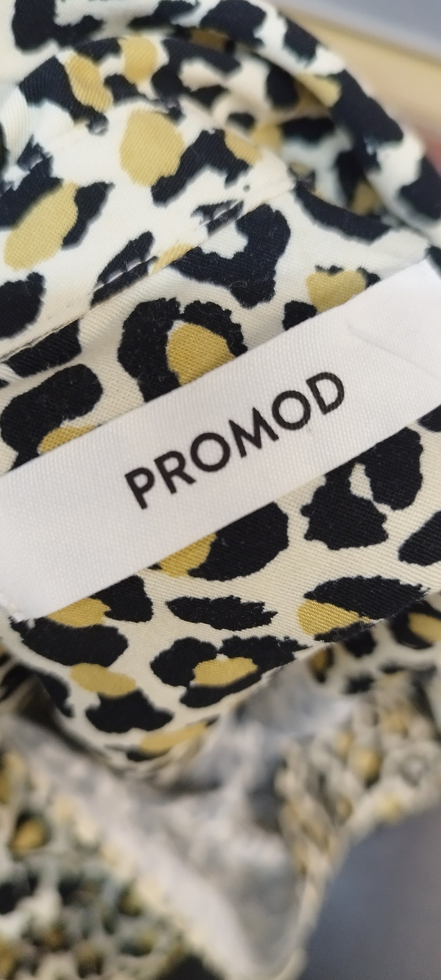 Robe Promod