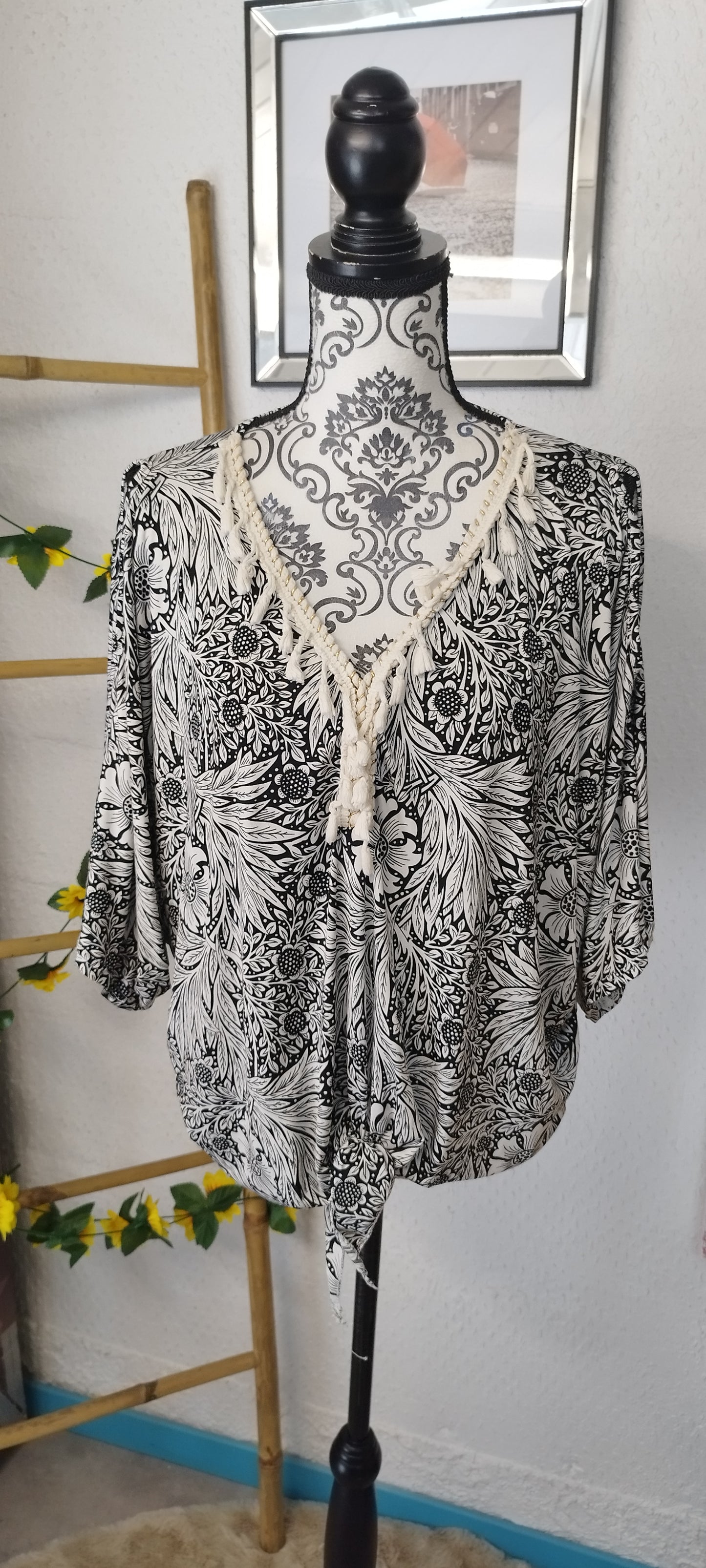 Blouse avec noeud
