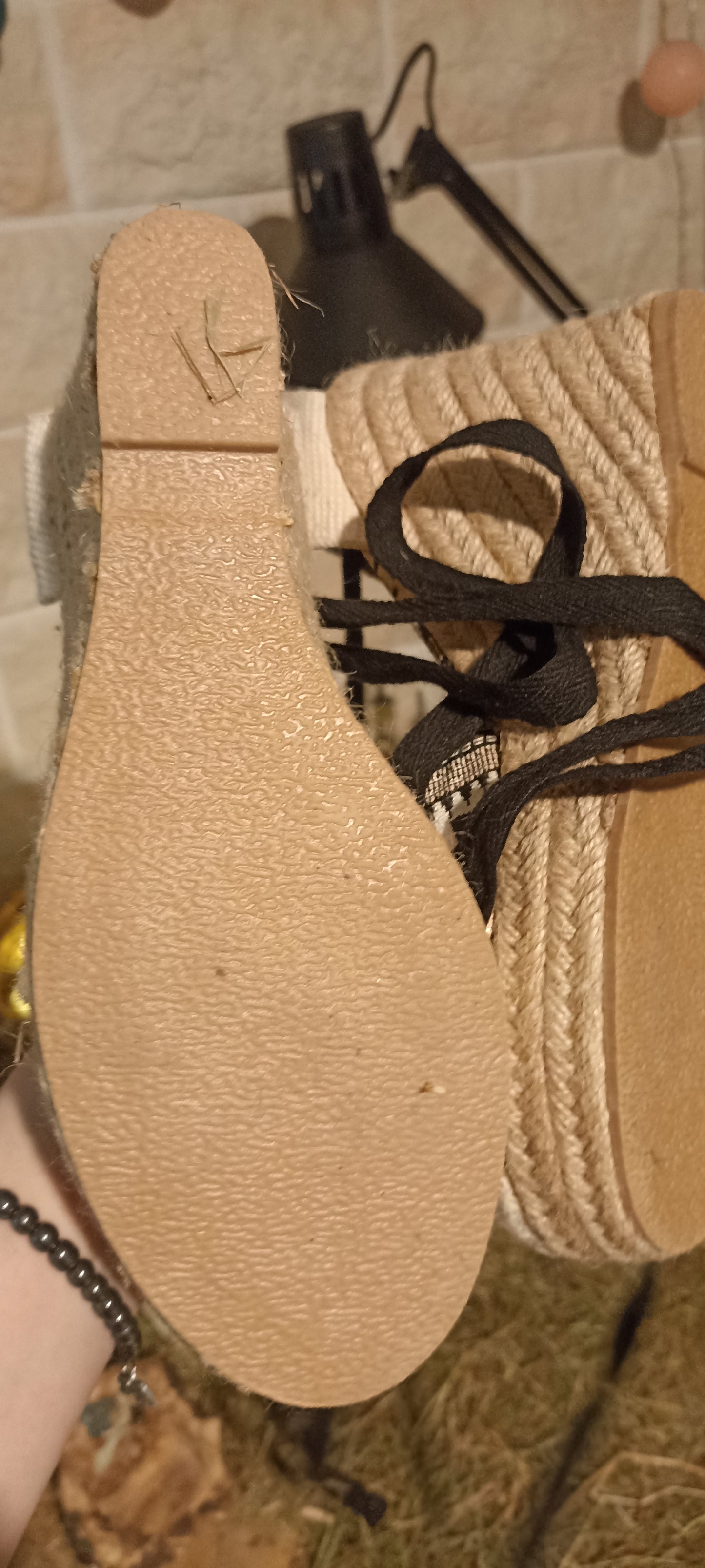 Sandales compensées Surkana taille 39 beige/rose 12€