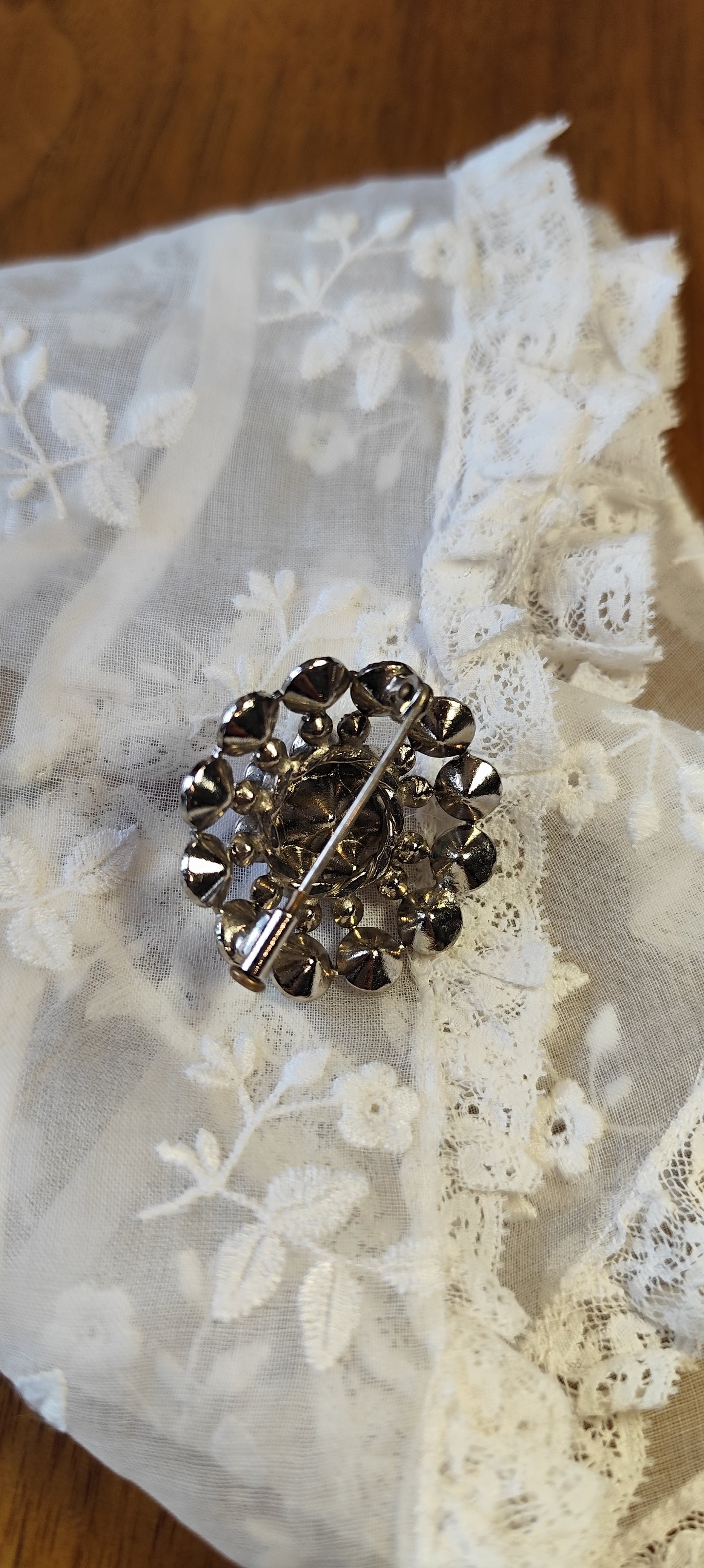 Broche dôme lumineux