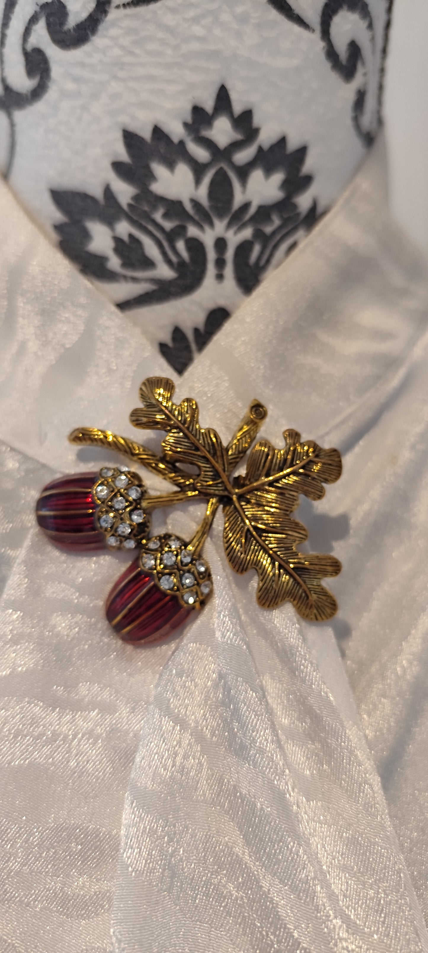 Broche raffinée