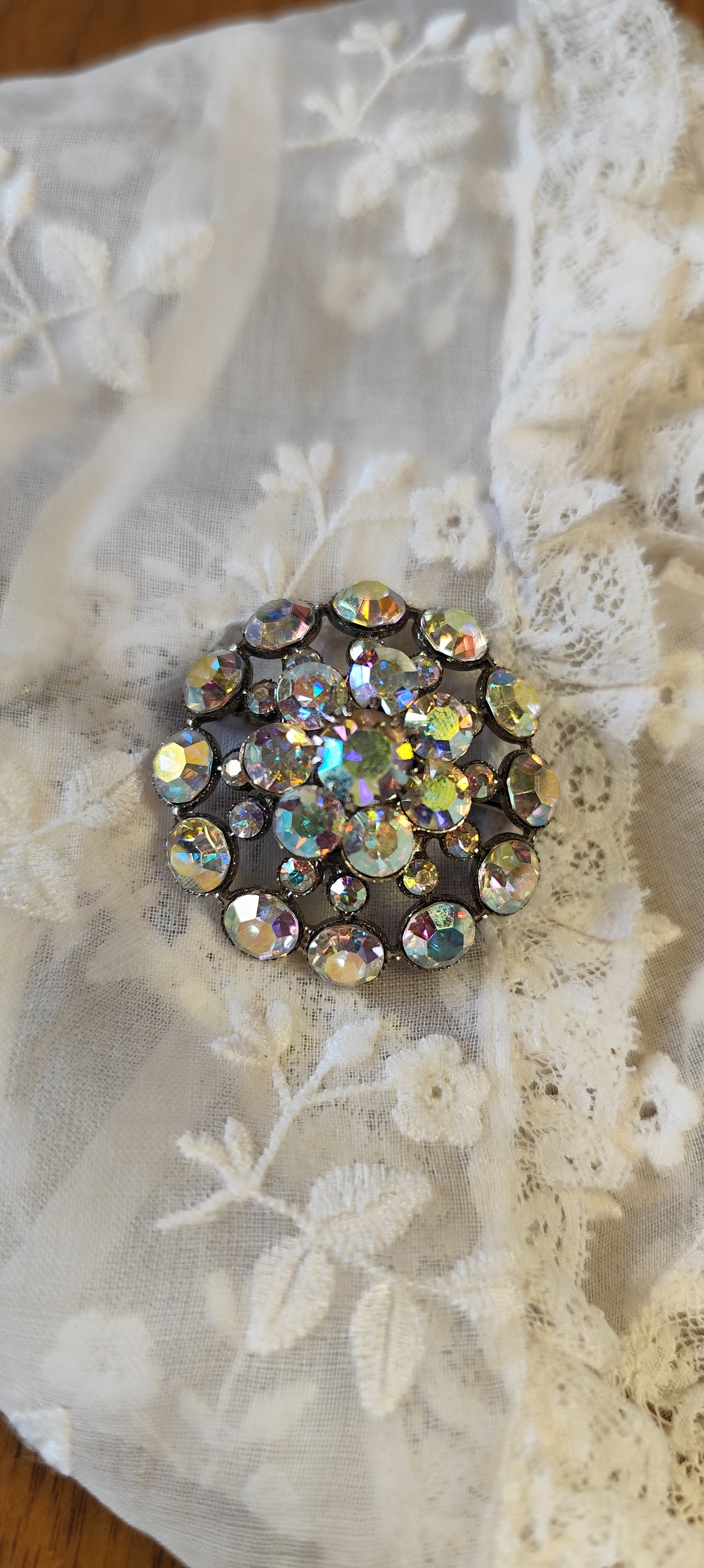 Broche dôme lumineux