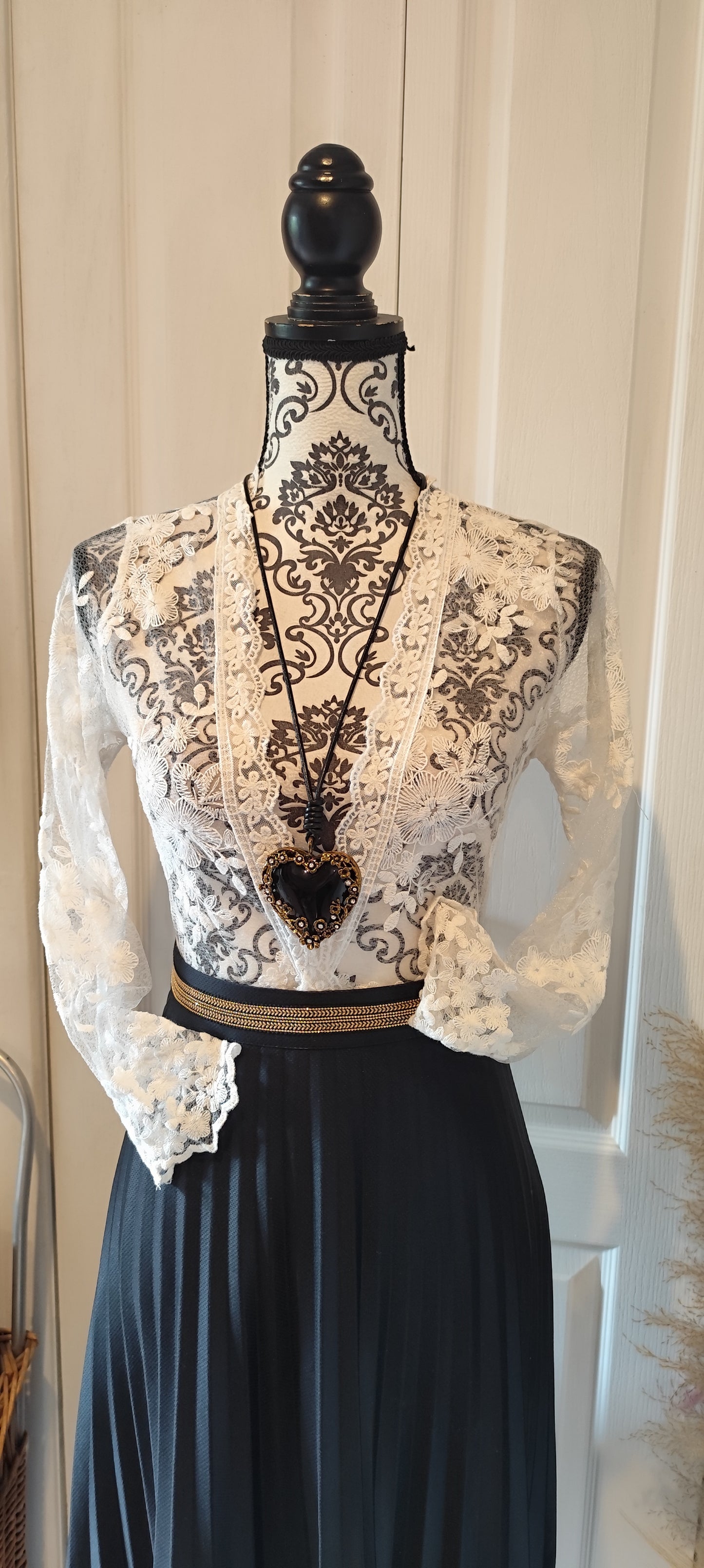 Collier coeur noir