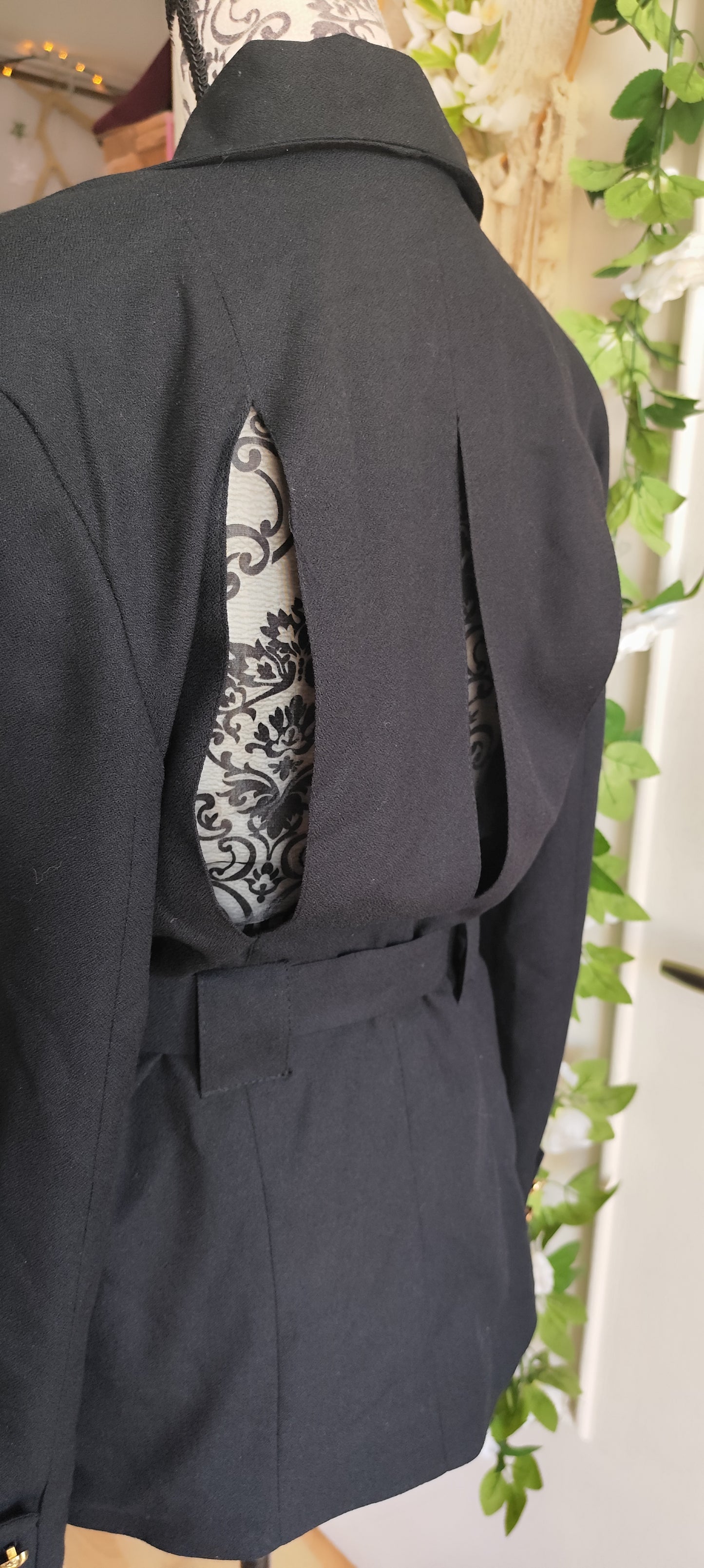 Blazer ceinturé/Jus d'orange