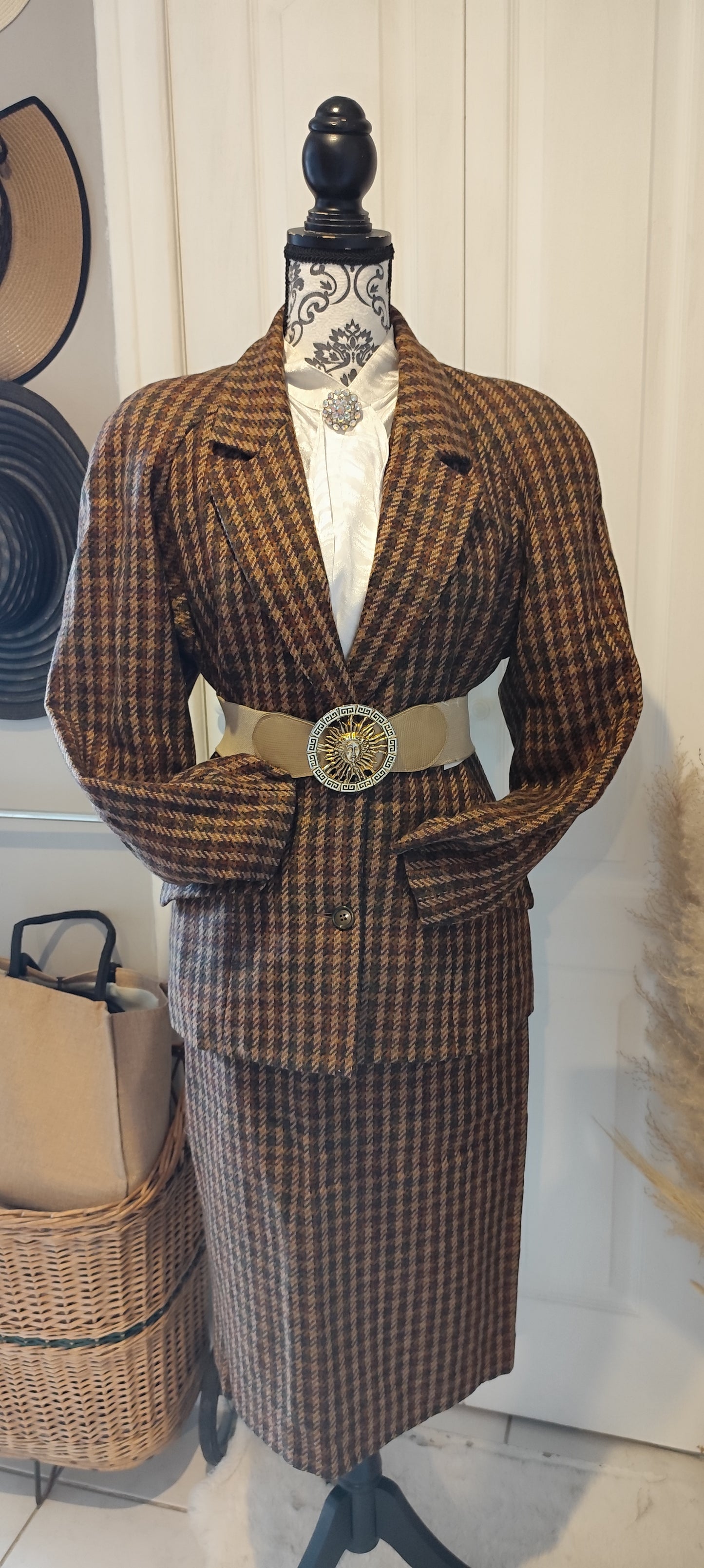 Tailleur pure laine Cacharel