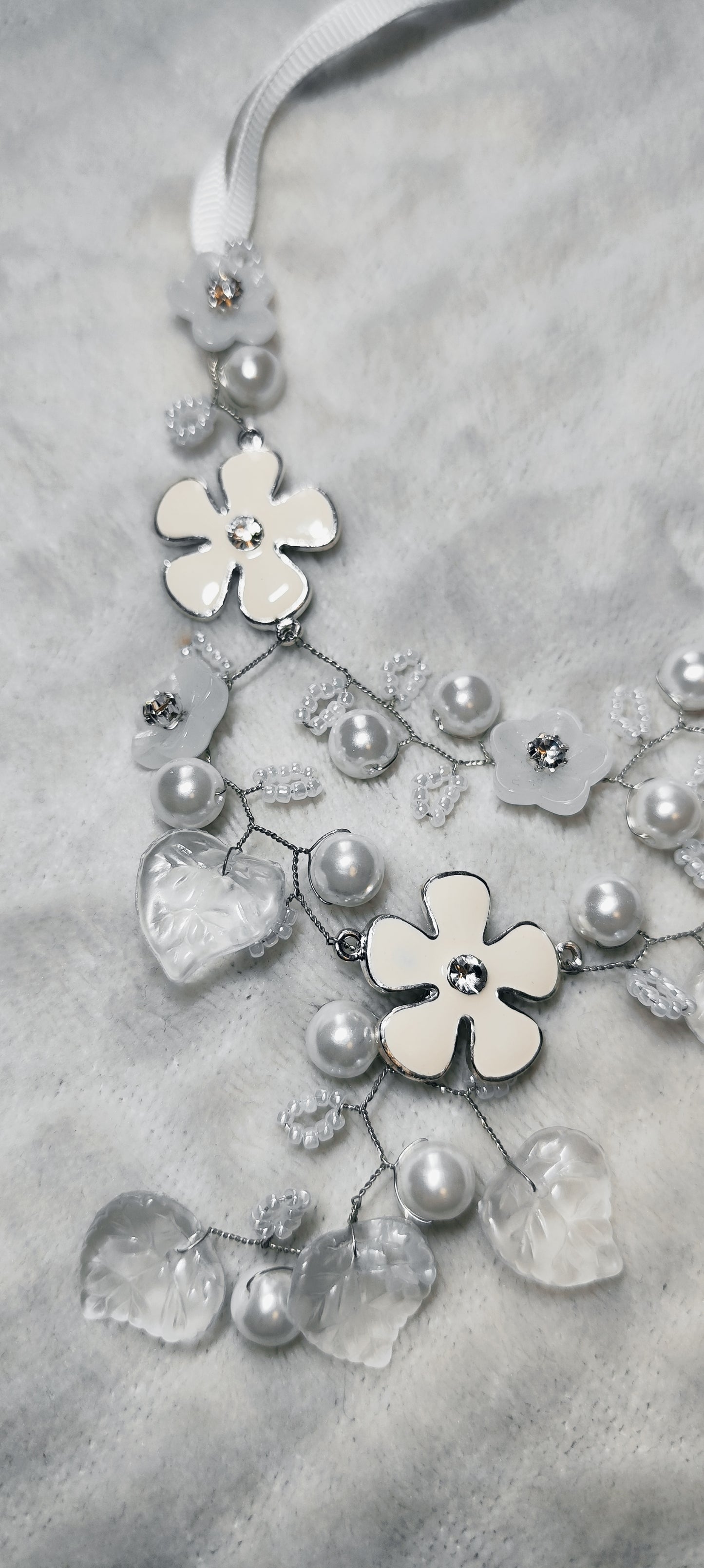 Collier Ikita