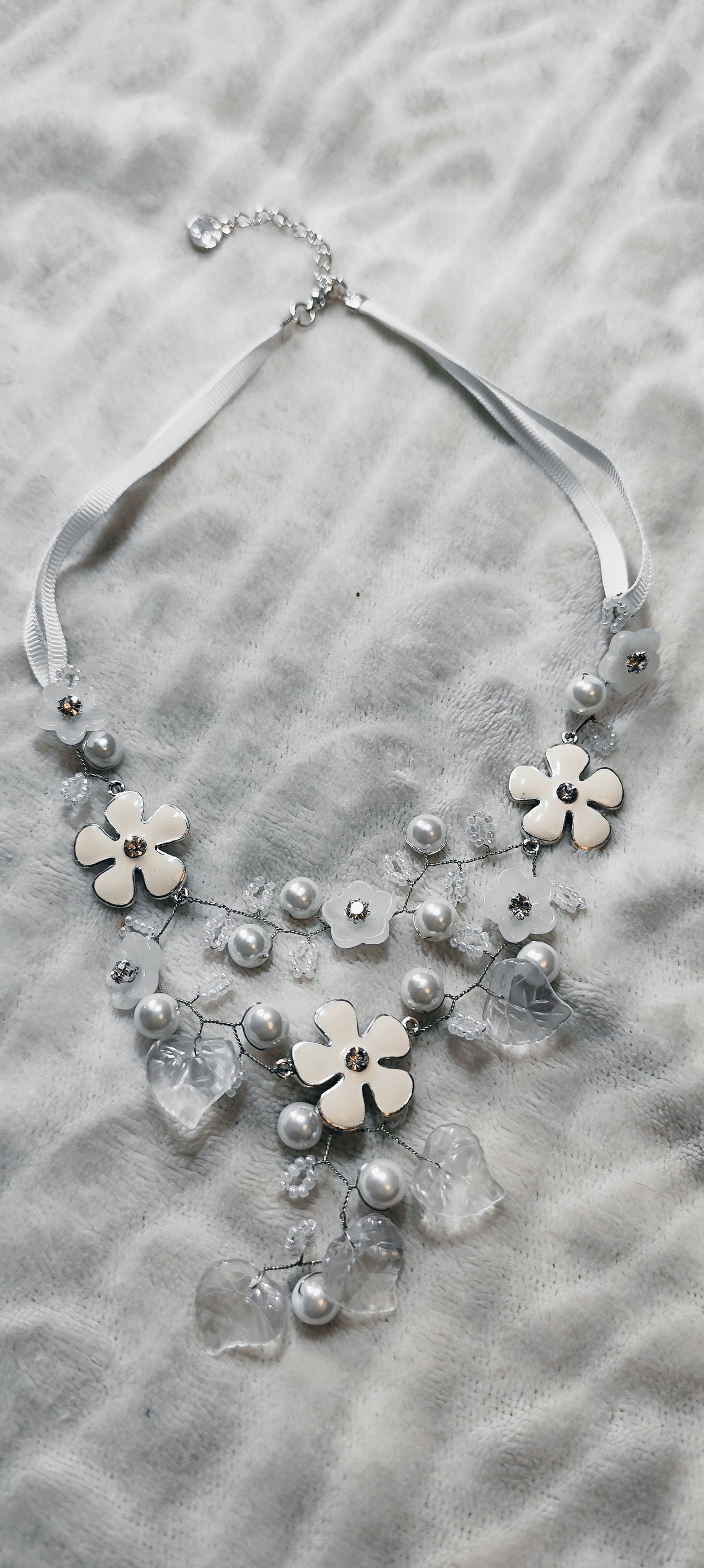 Collier Ikita