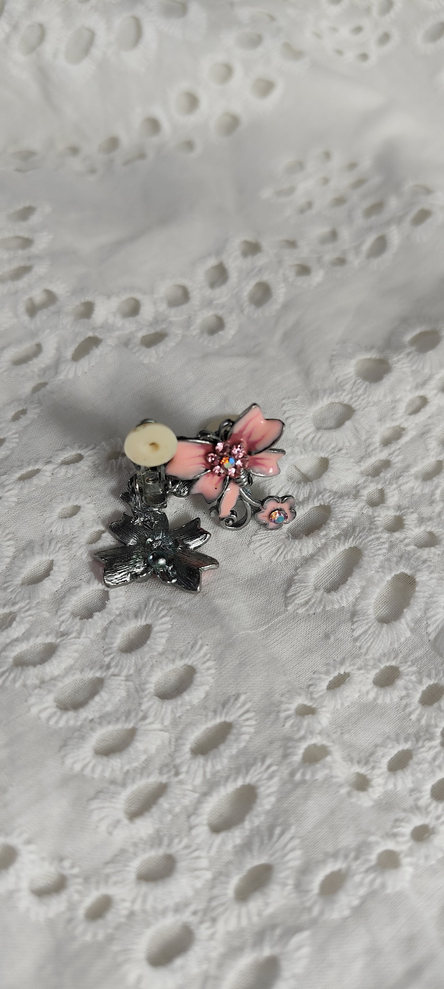 Clips papillon fleur rétro