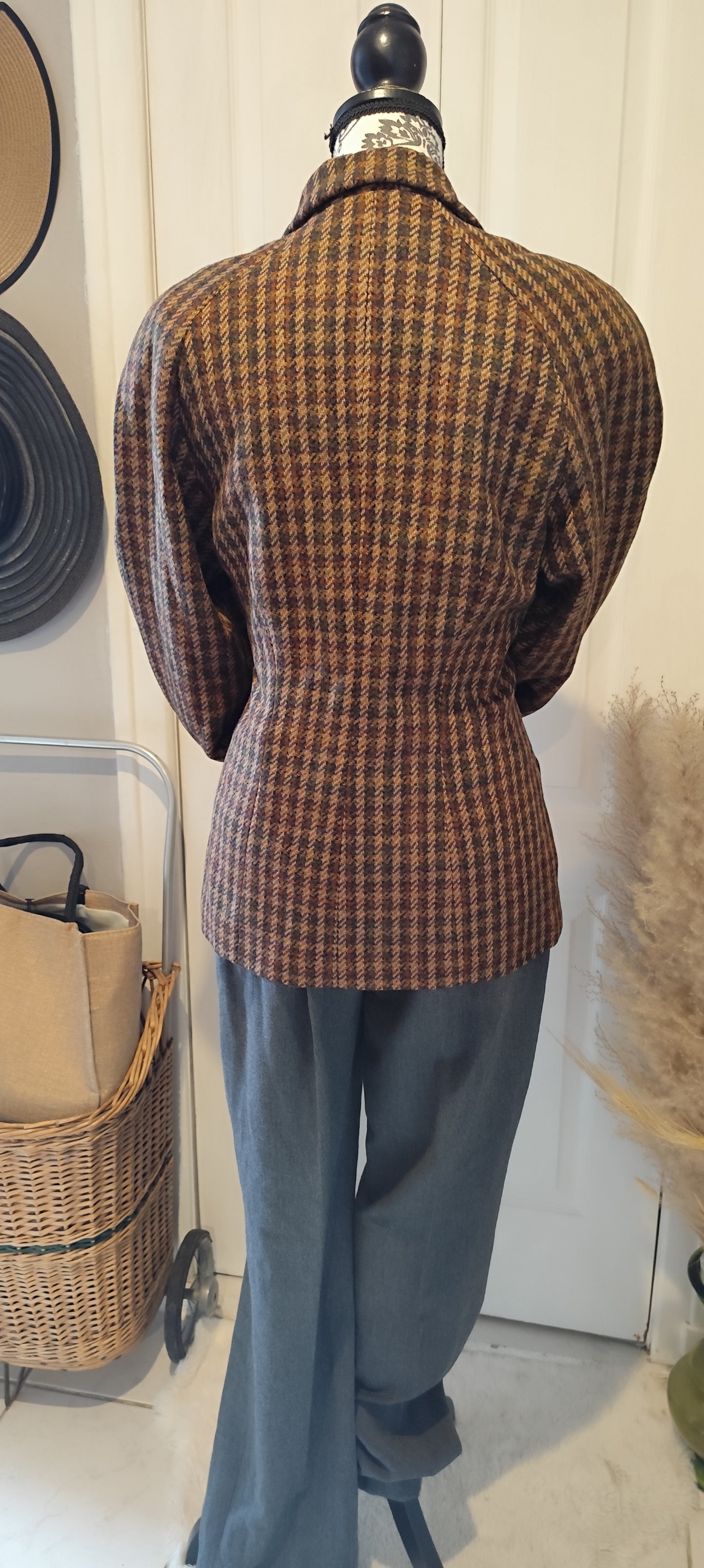 Tailleur pure laine Cacharel