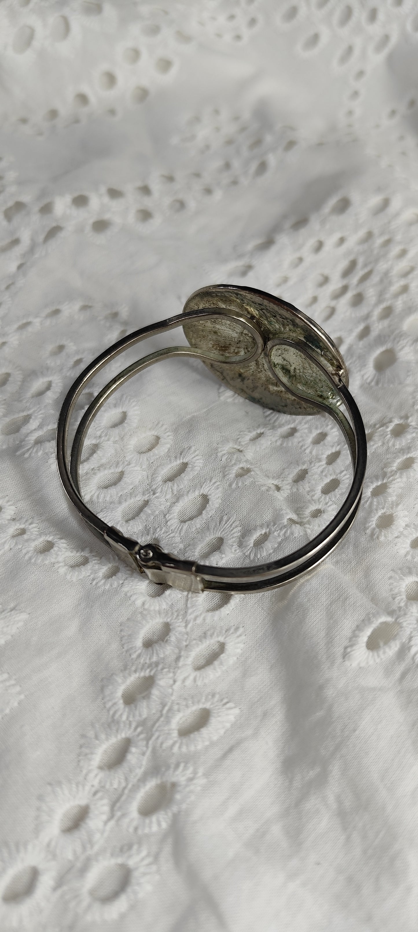 Bracelet rigide