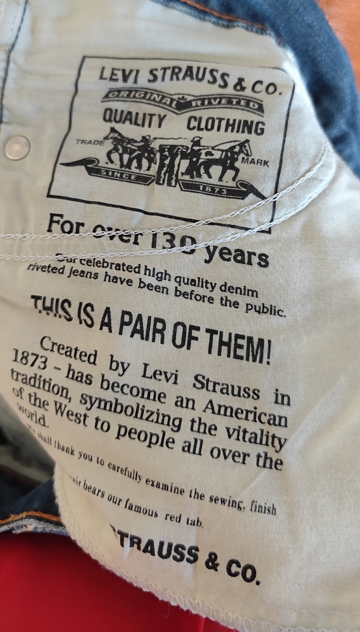 Jean Levi's 557
